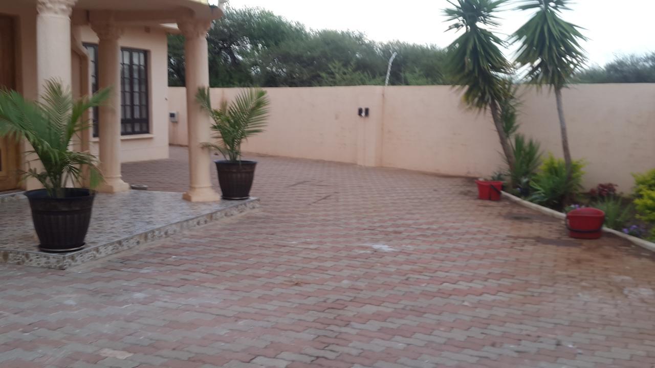 Tintech Bed & Breakfast Francistown Zewnętrze zdjęcie